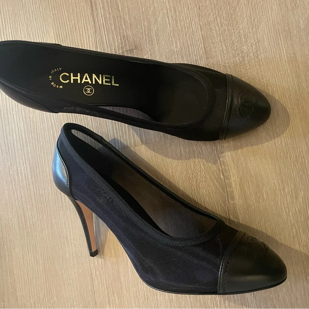 NIB Chanel heel black mesh and leathered cap toe 40c - Picture 4 of 7